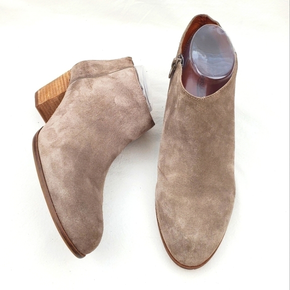 Lucky Brand taupe grey suede leather ankle heel bootie - Picture 1 of 9